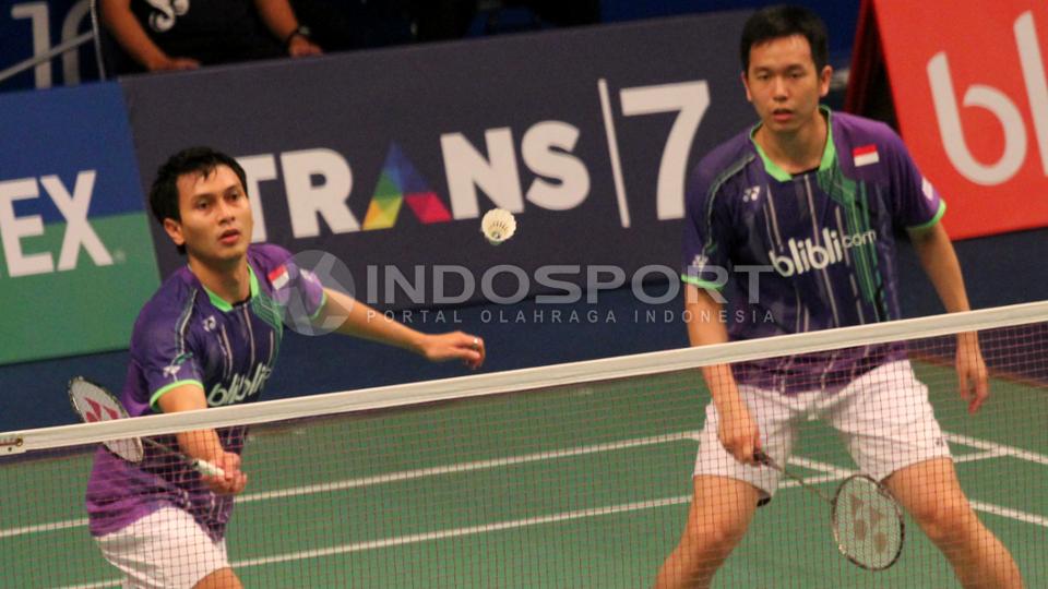 Ganda%20putra%20Mohammad%20Ahsan%2FHendra%20Setiawan%20mengalahkan%20Markus%20Fernaldi%20Gideon%2FKevin%20Sanjaya%20Sukamuljo%20pada%20babak%20kedua%20BCA%20Indonesia%20Open%20Super%20Series%20Premier%202015%2C%20Kamis%20%2804%2F06%2F15%29.